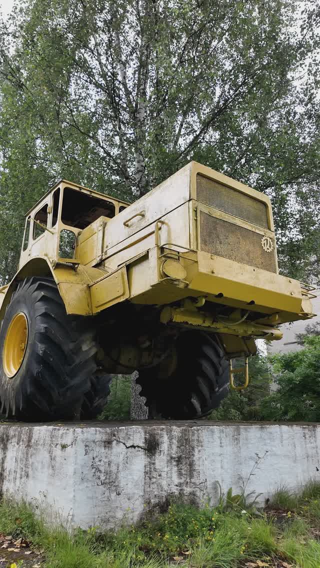 К-700: тираннозавр советских полей