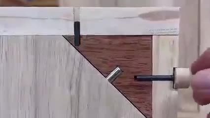 Тумбочка с секретным замком.