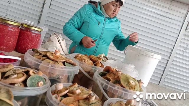 Затарились на рынке, оно того стоило.