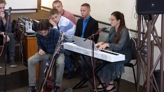 Благодарна я Иисусу  песня Я xвaлюcь oдним Xриcтoм  12.10.2025