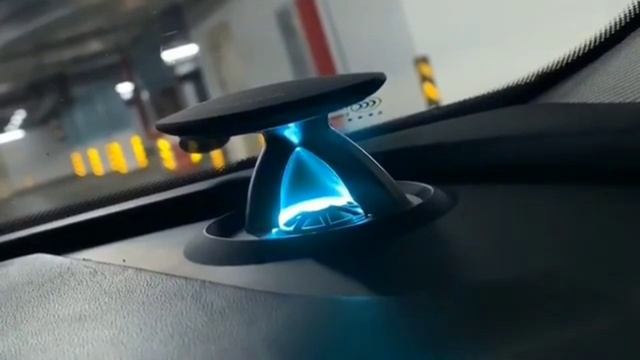 Bang & Olufsen retractable tweeters with multi-contour lighting for the AUDI A4 A5 A6 A7 A8 Q8 Q7