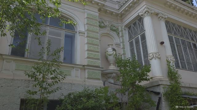 Дача Нечаева, она же дворец Новосильцева в Ялте