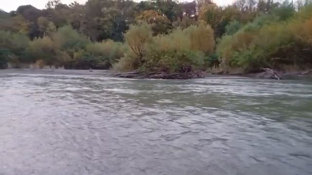 Красивая горная река Зеленчук город Невинномысск