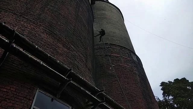 Высотные роботы. Торкрет установка АС-1 TORNADO