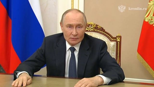 Путин поздравил работников сельского хозяйства и перерабатывающей промышленности с профессиональным