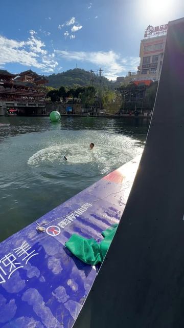 Прыжки в воду на БМХ💦