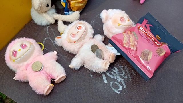 12-10-2025 лабубу пошли в магазин
