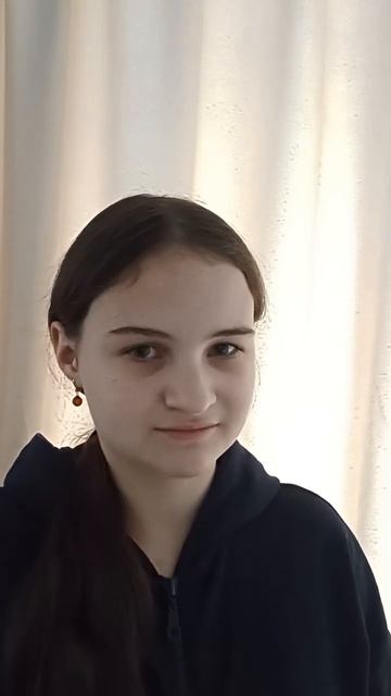 Если наряжаться,то только по собственной инициативе.
