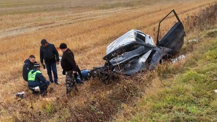 На трассе в Рязанской области столкнулись две легковушки, есть погибшие