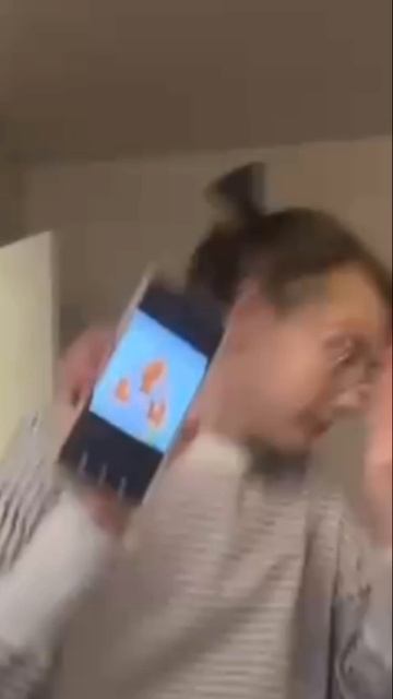 Гадайте где я) отписывайтесь конечно я вам не нужна такой......(