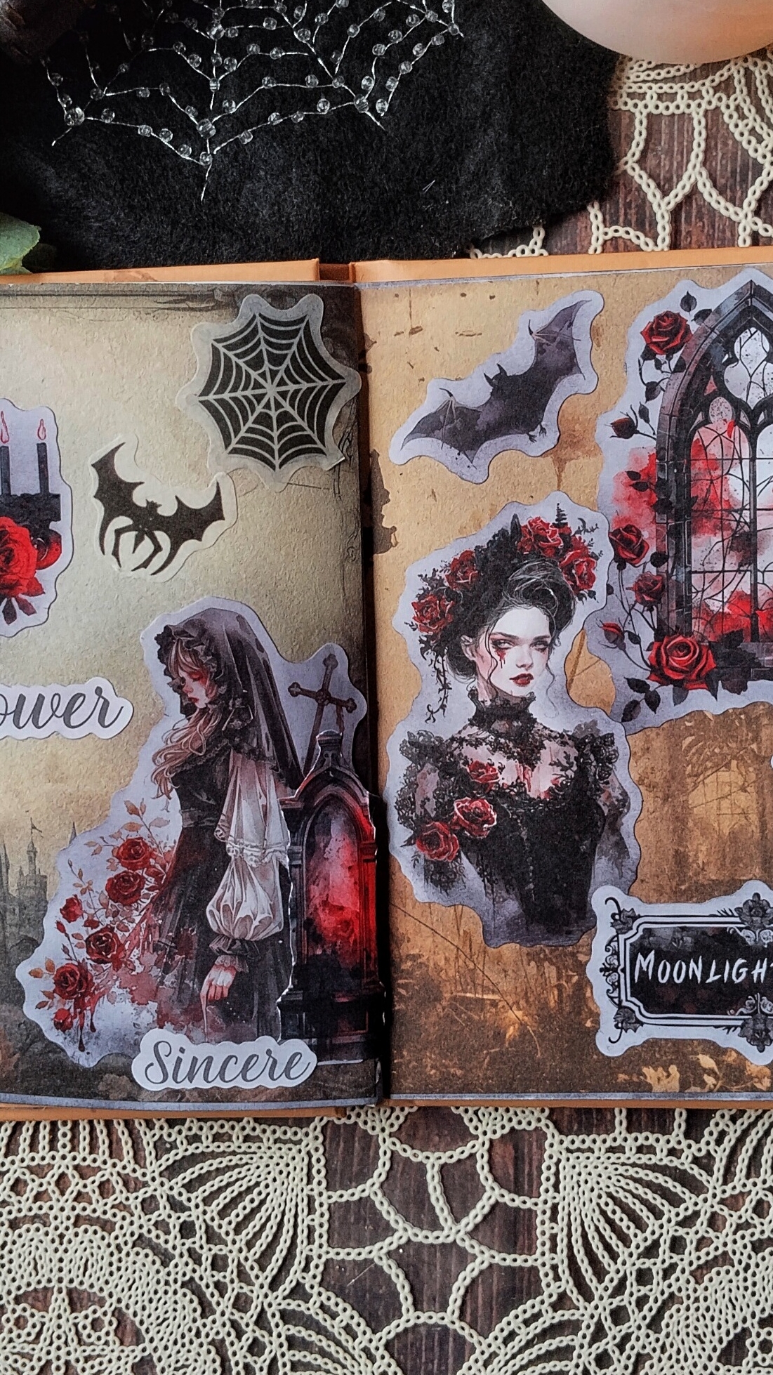«Таинственная ночь»🦇🕸️🥀#скрапбукинг #готика #мрачный_стиль #розы #творчество #асмр