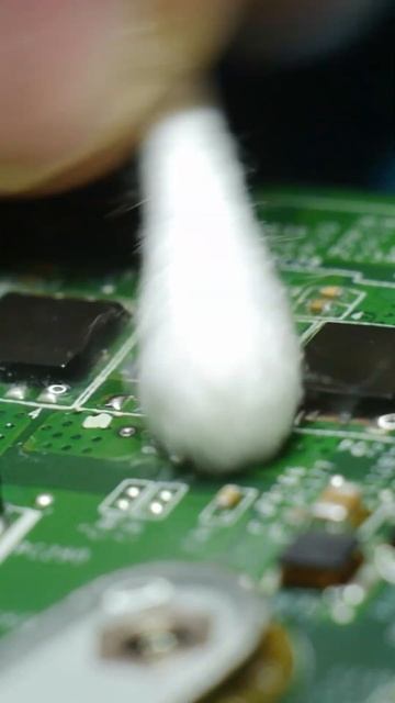 Ремонт электроники: Замена MOSFET на материнской плате