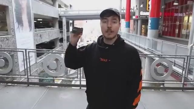 Я Даю Свою Кредитку Случайным Людям
