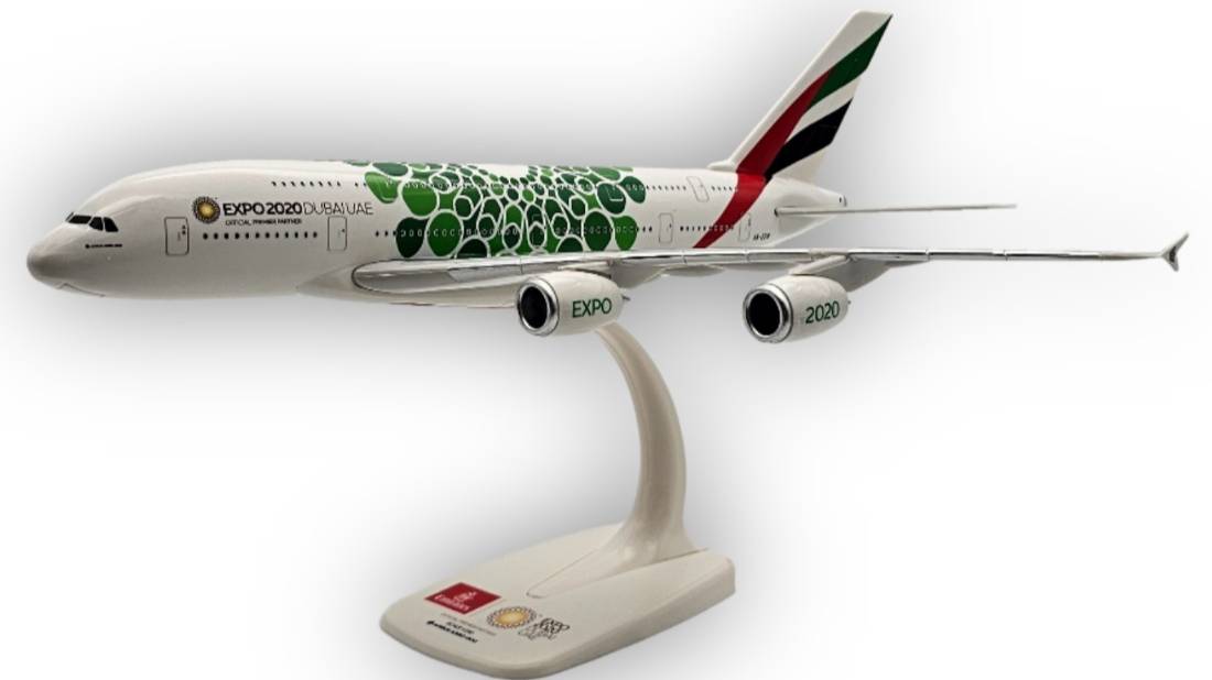 Модель самолета Airbus A380 Emirates DUBAI EXPO 2020 1:250