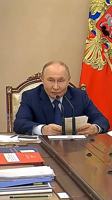 Путин наехал на Правительство РФ за стагнацию экономики