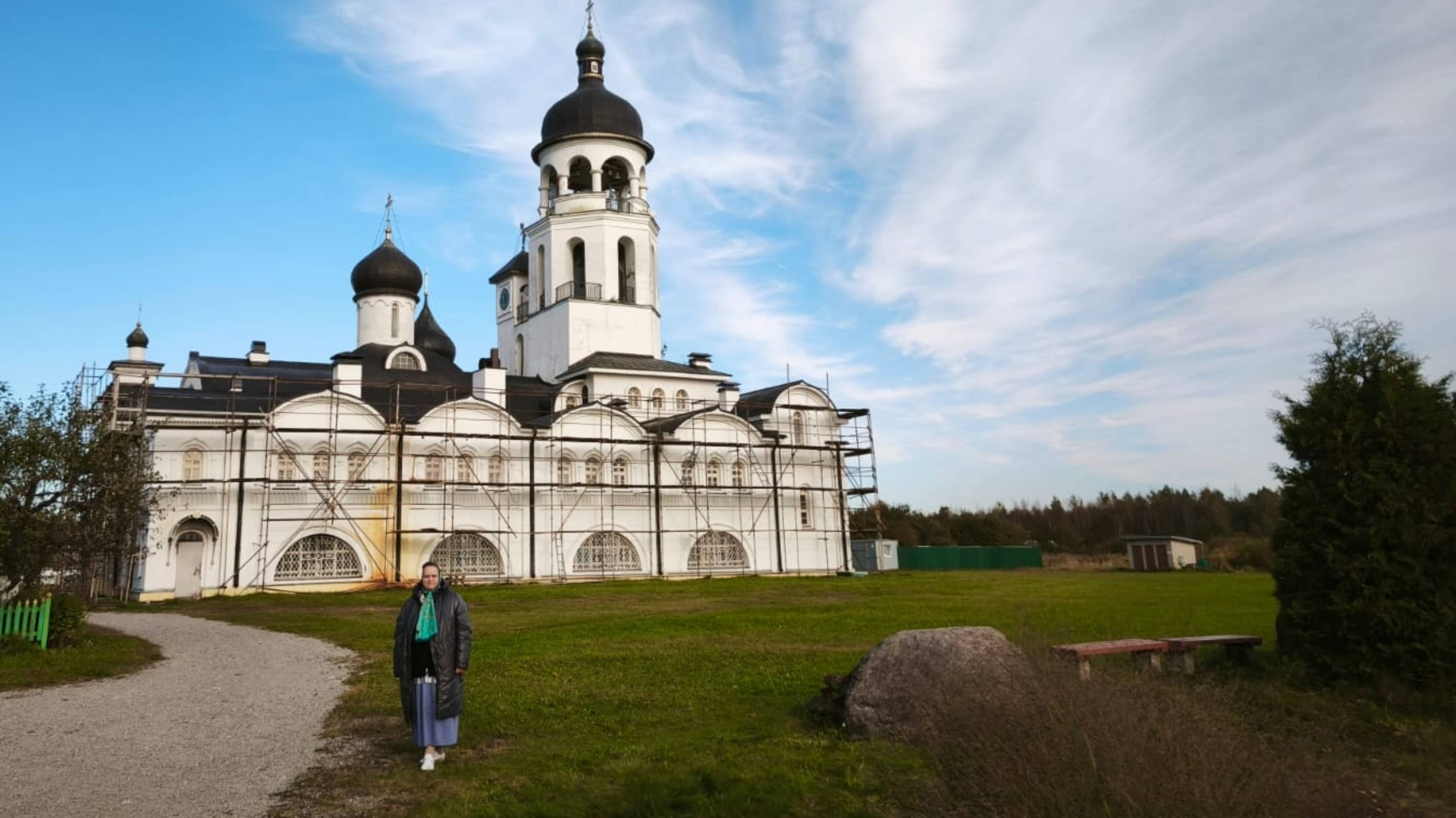 Иоанно-Богословский Савво-Крыпецкий мужской монастырь.