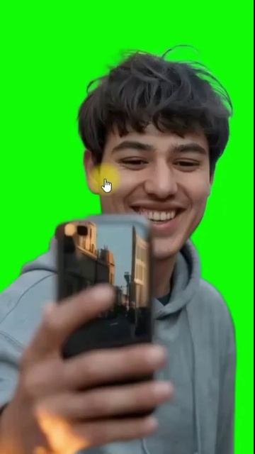 Фон с видео убрал за 1 клик — без CapCut и без регистрации.