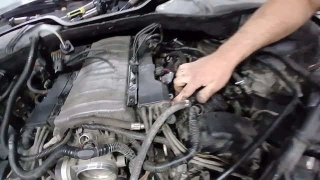 Ремонт BMW 735I Как выставить систему зажигания на двс 36