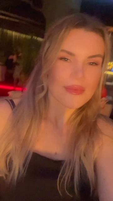 Я знаю, я буду… лететь безумной вспышкой 🌟
#ИннаЛитвин #певица #музыка #music