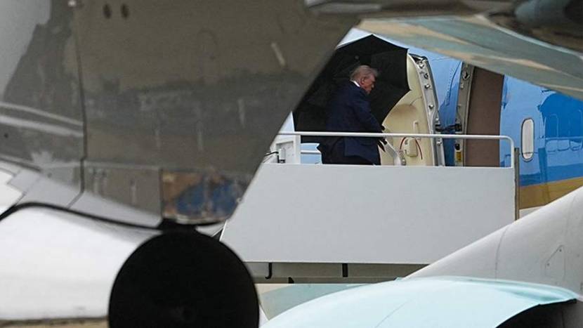 Трамп покинул военную базу Эндрюс в США и вылетел в Тель-Авив