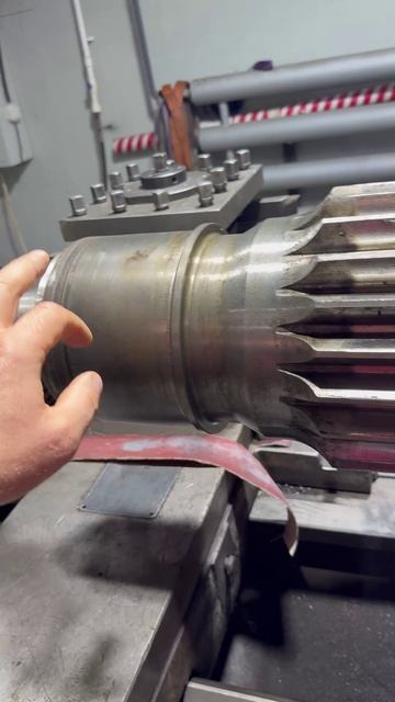 Ремонт вала-шестерни колонны HIAB, расточка-наплавка-расточка полировка ⚫️🛠️ #gdplru #гидравлистик