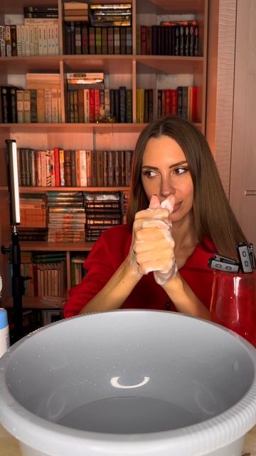 ASMR уход за кожей рук.