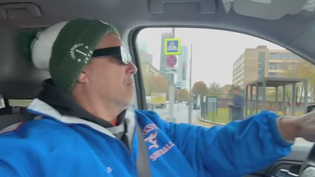ШЕFF считывает куплет из трека 