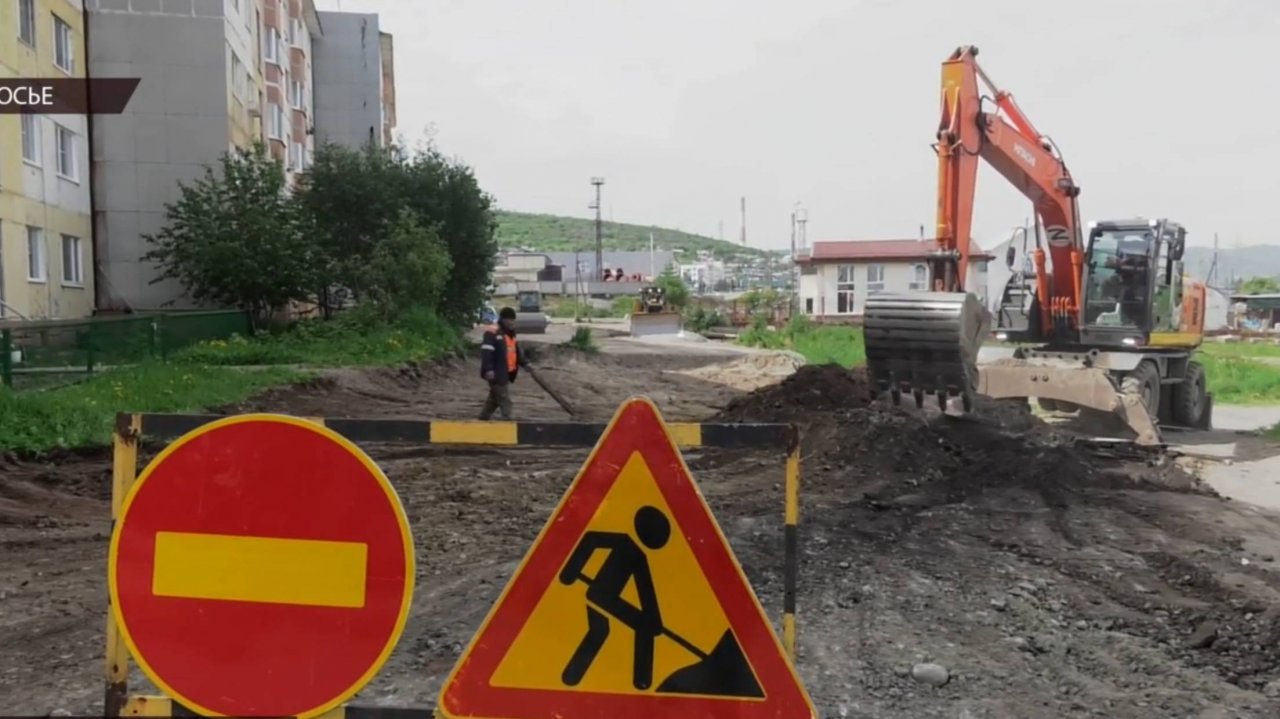 Обновленная дорога на улице Правонабережной станет важным транспортным узлом Магадана