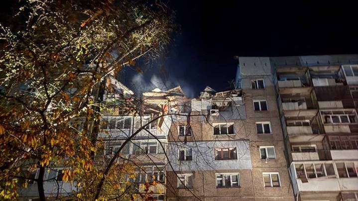 Причиной взрыва в девятиэтажном доме в Алчевске могла стать утечка газа
