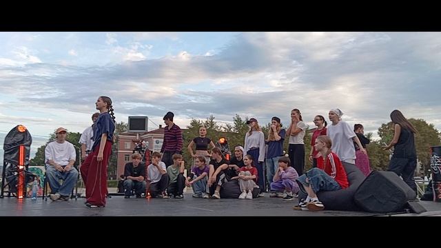 VID_20250801_194004