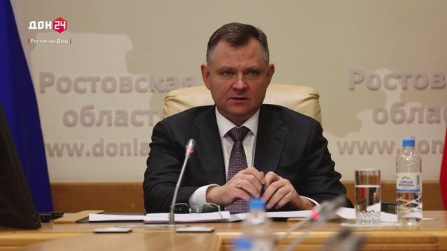 Ипподром, посевная и отопление: Юрий Слюсарь провел оперативное совещание