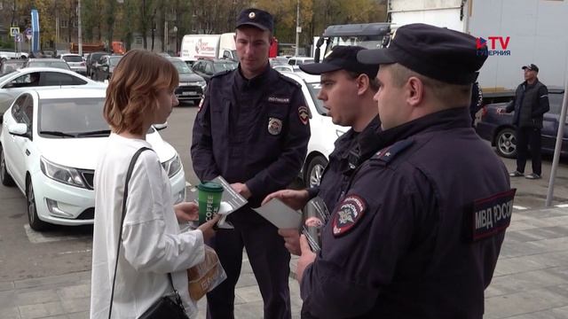 В Воронеже полицейские дежурят у банкоматов для борьбы с мошенниками