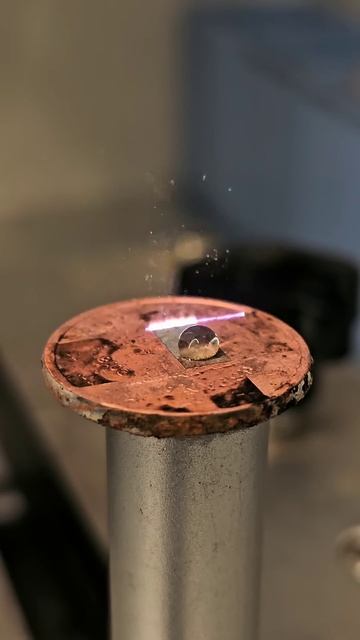 how to clean a coin  asmr  laser  coin  cleaning  rustremoval  satisfying  vilalaser  experiment