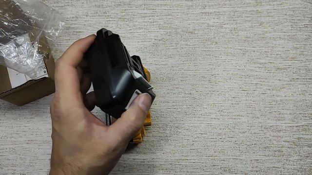 Переходник с АКБ DeWalt 18B на АКБ Makita 18B