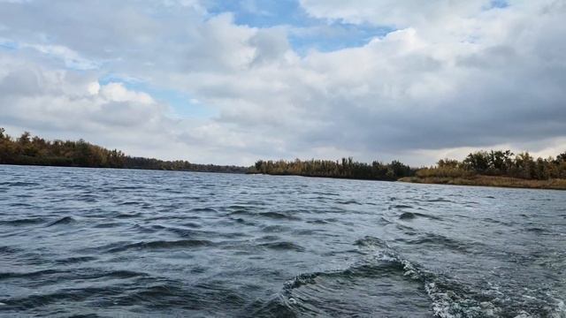 На лодке с мотором по Дону / Прокатимся с  ветерком / Осень / Октябрь