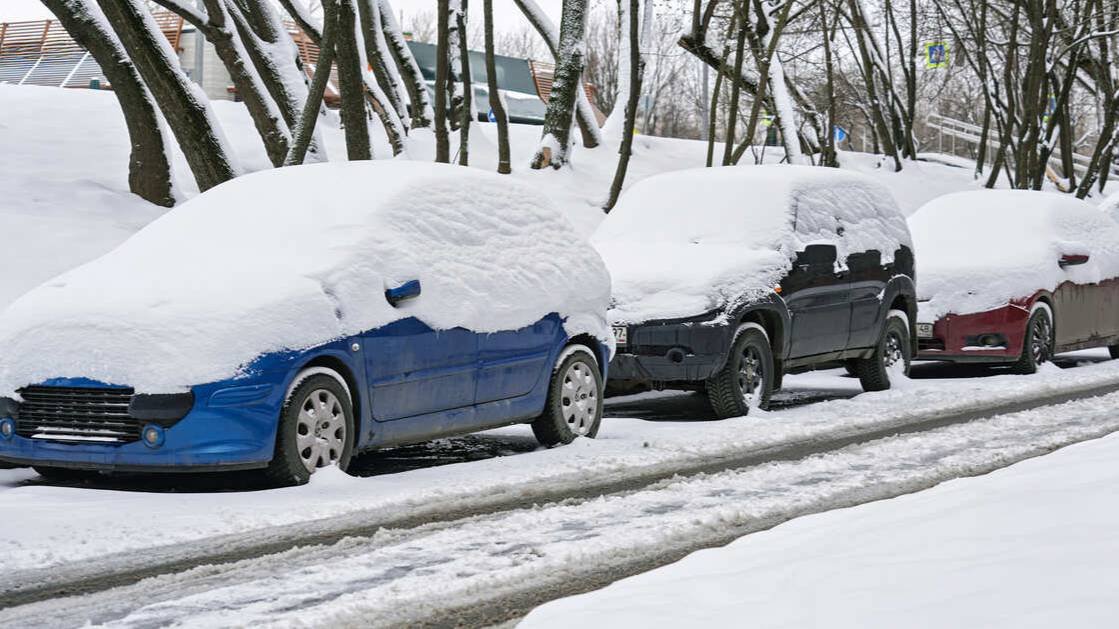В центре Москвы авто сбило двух подростков на пешеходном переходе
