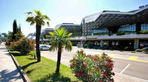 Прилетели в Сочи на отдых