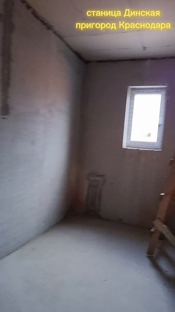 Дом с гаражом в станице Динской (пригород Краснодара)