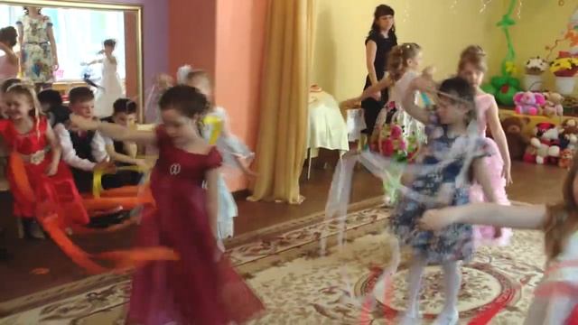 Выпуск группа РЯБИНКА Я РИСУЮ НА ОКНЕ