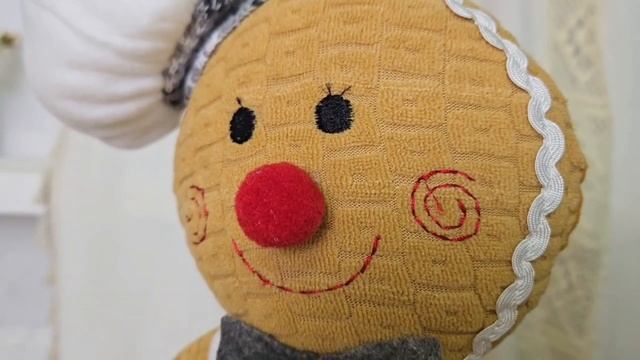 Мягкая игрушка МИСТЕР ДЭННИ, серия 'Плюшевые человечки', текстиль, 40 см, XNA22017171-1