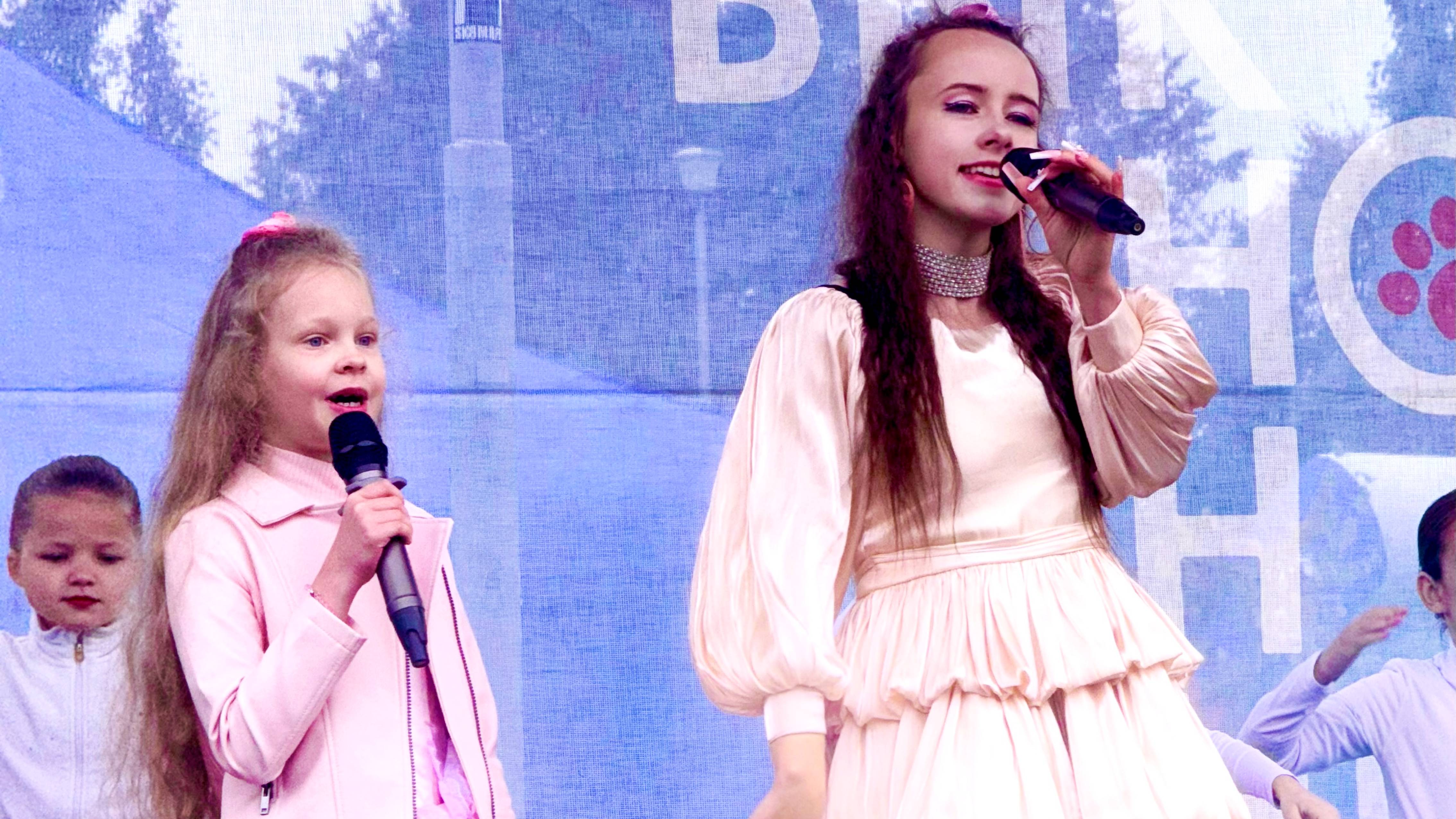 Леора и ансамбль Северная Пальмира- Ожившая кукла Санкт - Петербург cover
