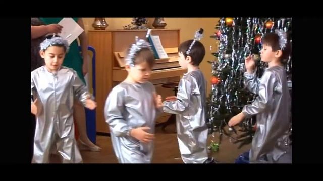 танец робатов 2014 год гр Белочка