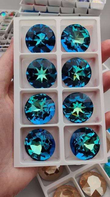 1201 Crystal Bermuda Blue F