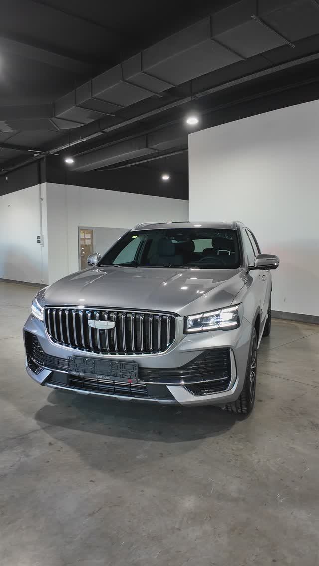 Geely Monjaro 2025 ресталйинг серебряный