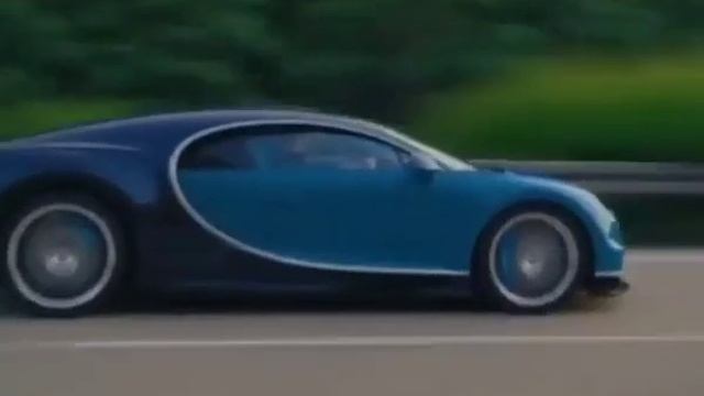 Мужик разогнал свой Bugatti Chiron до 414 км/ч на немецком автобане без ограничения скорости
