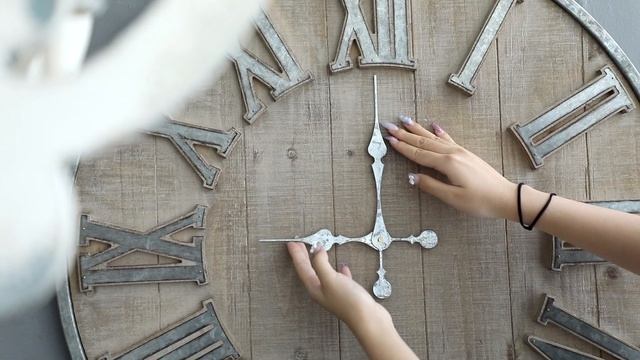 2511 Часы настенные 59х6х59см Glasar