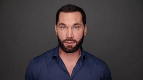 Василий Кузнецов . Визитка .