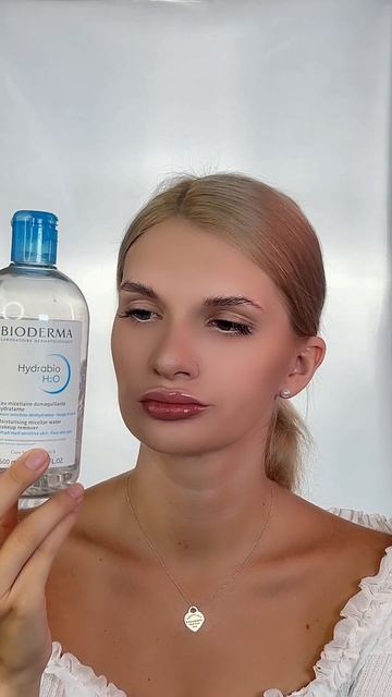 Нужно смывать мицеллярную воду?