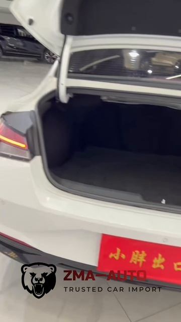Hyundai Elantra 1.5L CVT LUX 2022