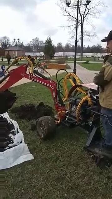 А23-М работает в парке город Елец.